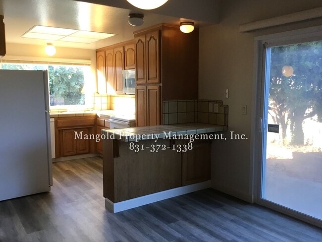 Building Photo - Spacious 3-Bed 2-Bath Home in South Salina...