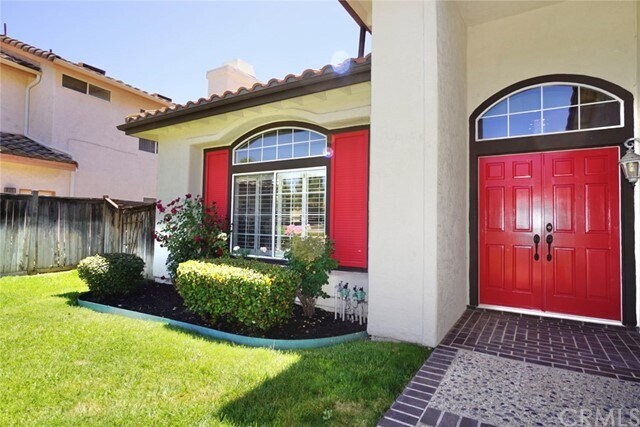 Building Photo - 40095 Gibraltar Dr