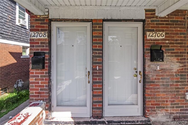 Foto del edificio - 12708 Littlefield St