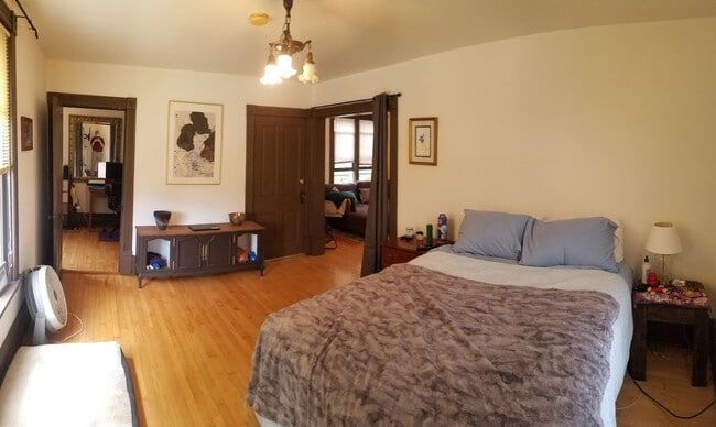 Foto del edificio - 718 6th St NE