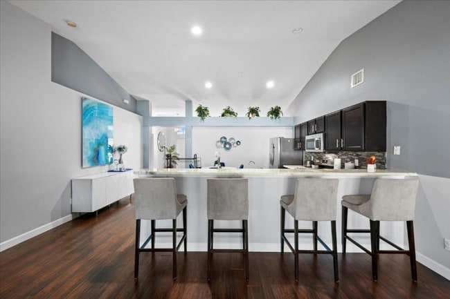 Building Photo - 7975 103rd Ct