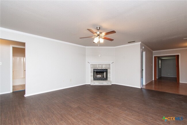 Building Photo - 3808 Split Oak Dr