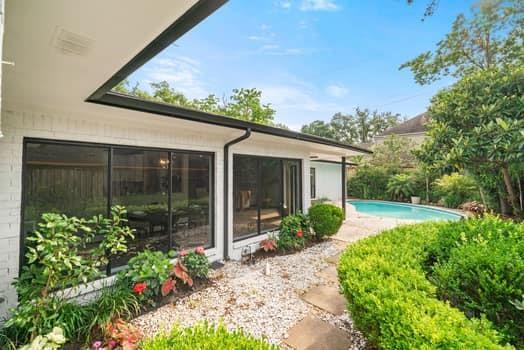 Foto del edificio - 14133 Bluebird Ln