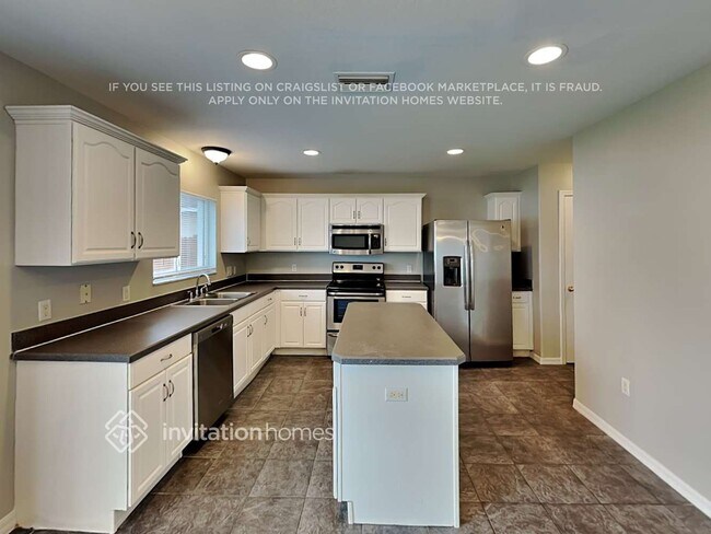 Foto del edificio - 2223 Blackwood Dr