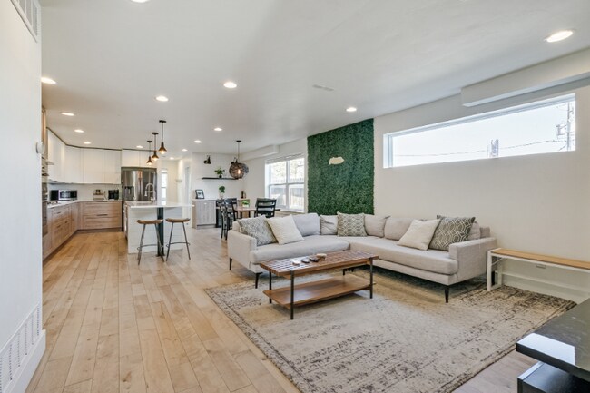 Building Photo - 3044 Speer Blvd