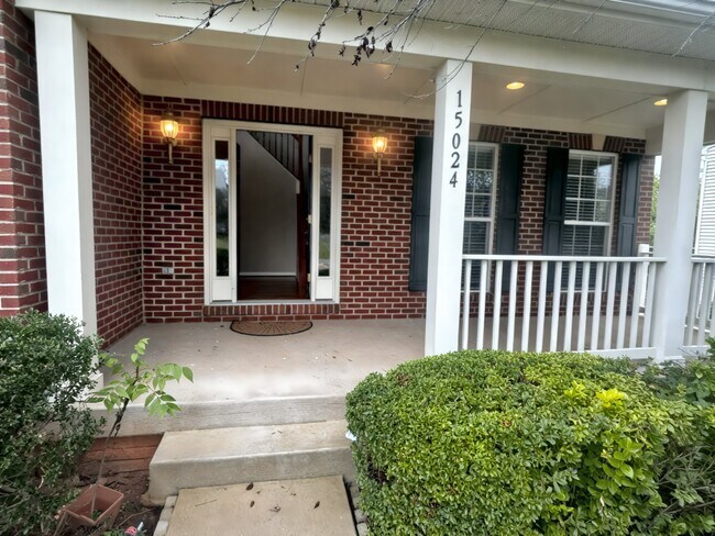 Building Photo - 15024 Burgandine Ave