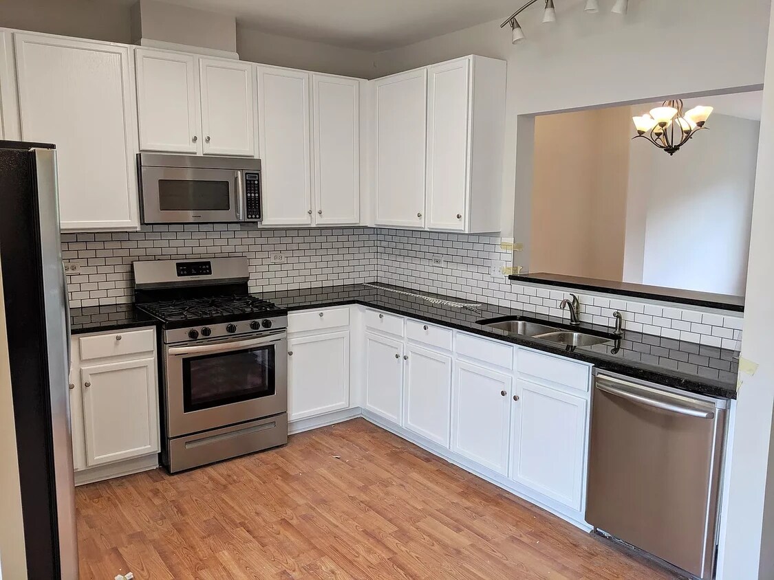 Foto principal - 3453 Ravinia Cir