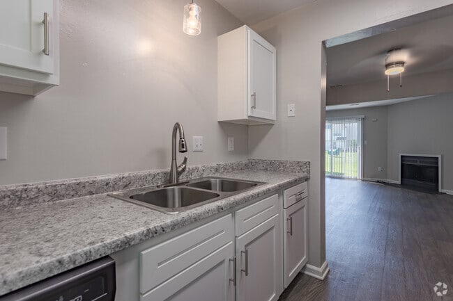 2HAB,1,5BA,950SF renovado - The Henley