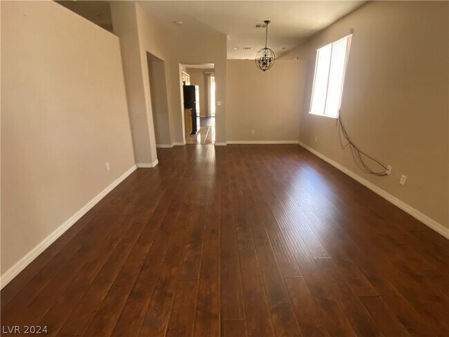 Foto del edificio - 9138 Green Thicket Ct