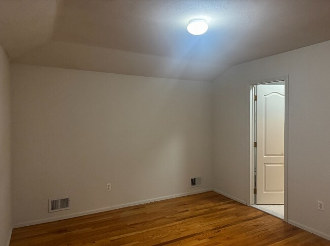 Foto del edificio - 108 Anthony St