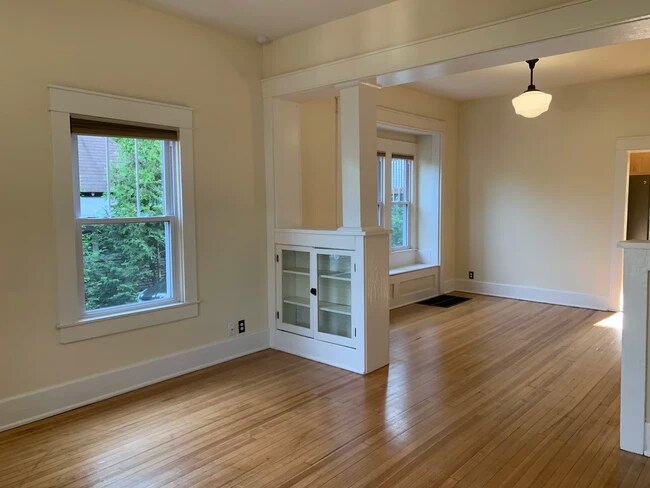 Foto del edificio - 430 S Henderson St