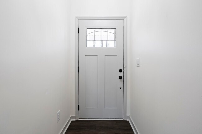 Foto del edificio - 4593 Windsor Spring Rd