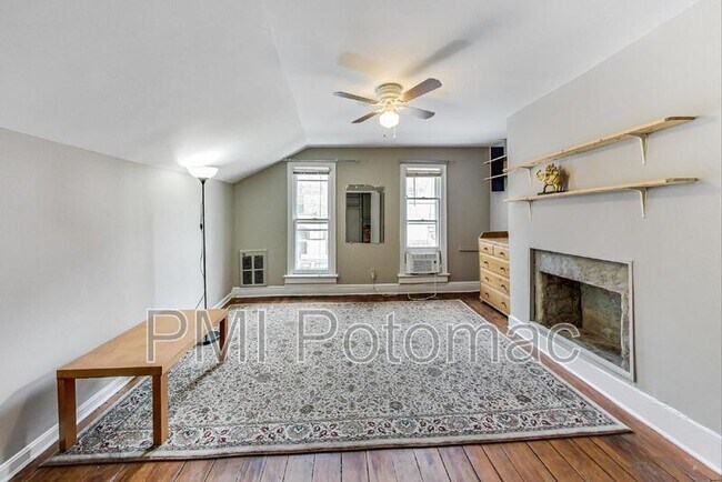 Foto del edificio - 3206 O St NW