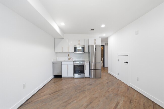 Building Photo - 1808 Benning Rd NE