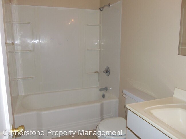 Building Photo - 2 br, 1 bath House - 1205 W. 8th St.