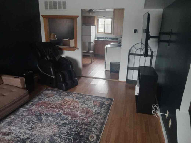 Building Photo - 1570 Lee Terrace Dr