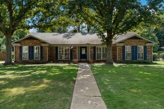 Building Photo - 5827 Winvelly Dr