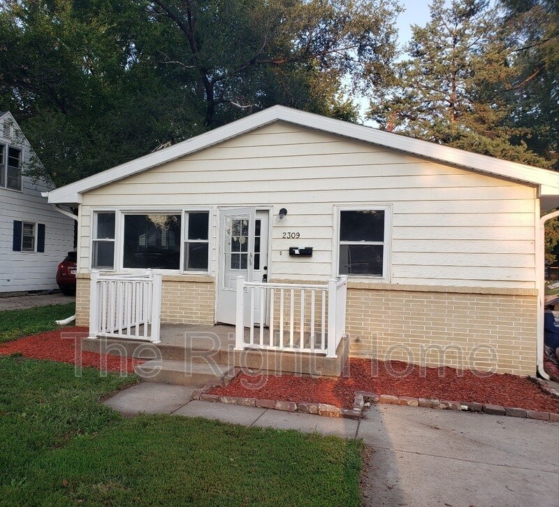 Foto principal - 2309 Hancock St