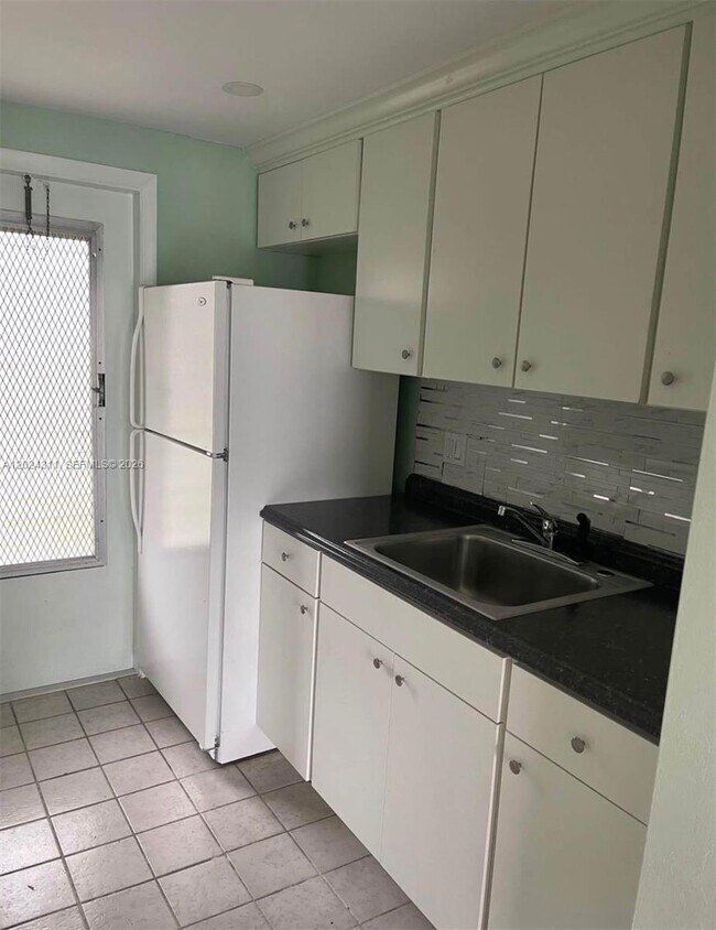 Foto del edificio - 5480 NW 11th St