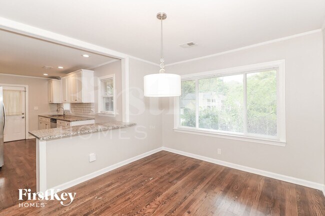 Foto del edificio - 2802 Glenvalley Dr