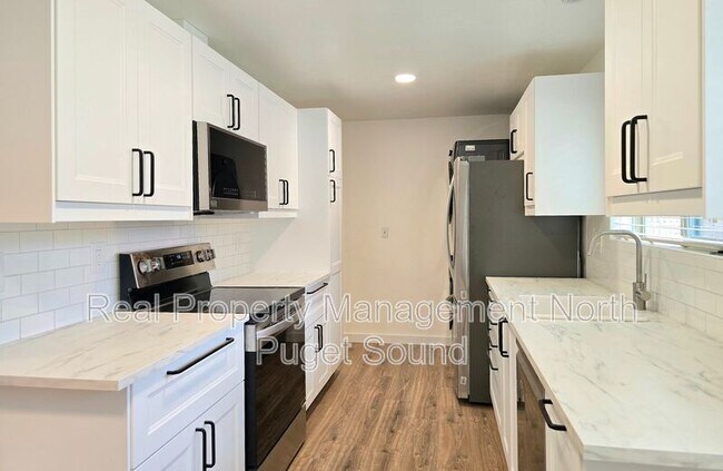 Foto del edificio - 4521 122nd Pl NE