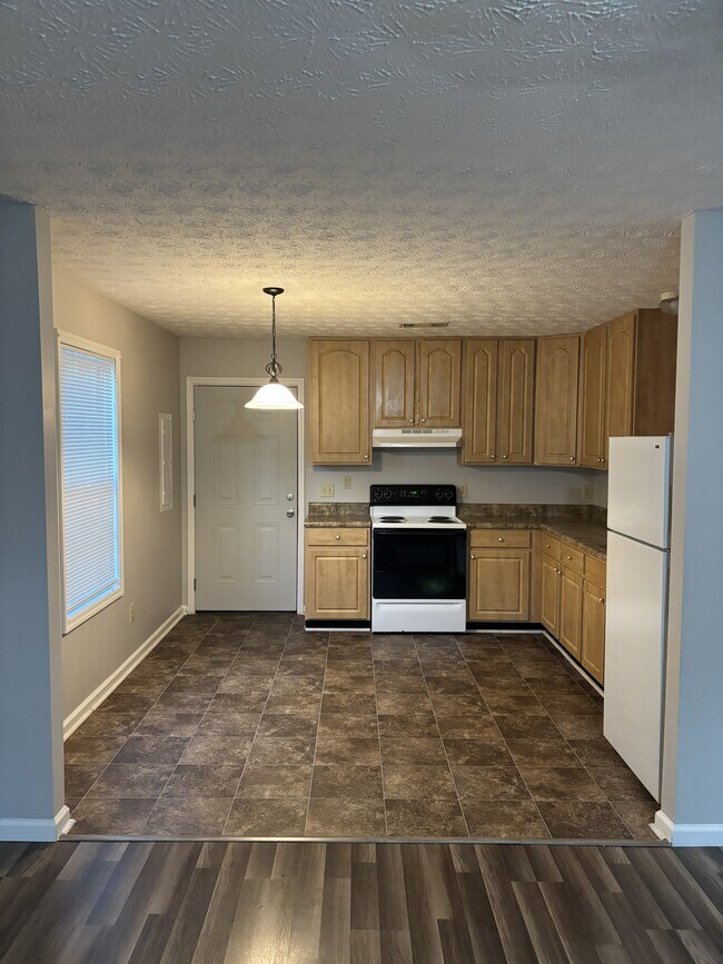 Cocina - 155 Old Glenwood Springs Rd