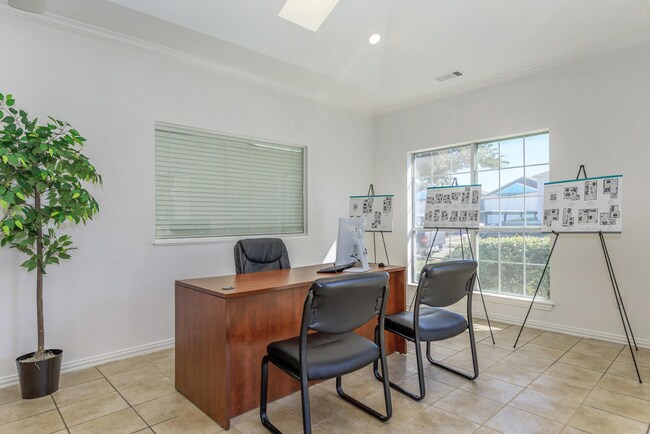 Building Photo - The Hayes Apartments