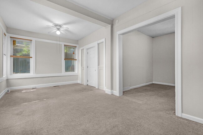 Foto del edificio - 3503 Oakmont Ave