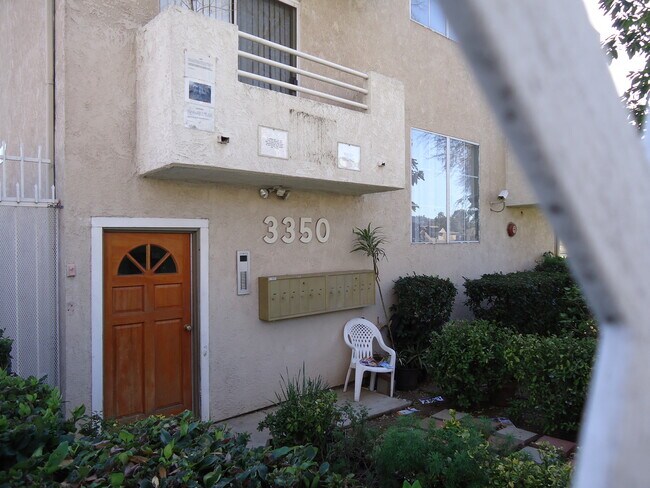 Foto del edificio - 3350 Drew St