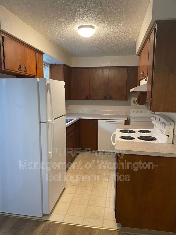 Foto del edificio - 3330 Northwest Ave