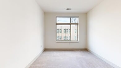 Interior Photo - 322 on North Broad