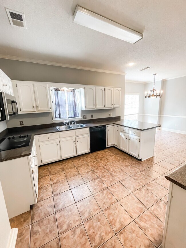 Building Photo - 3366 Bailey Creek Cove N