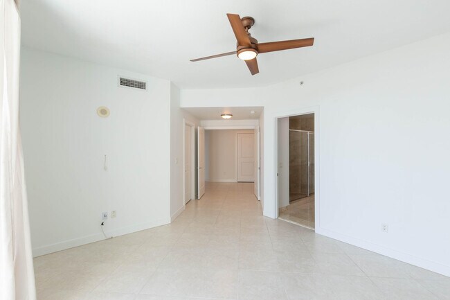 Foto del edificio - 315 NE 3rd Ave