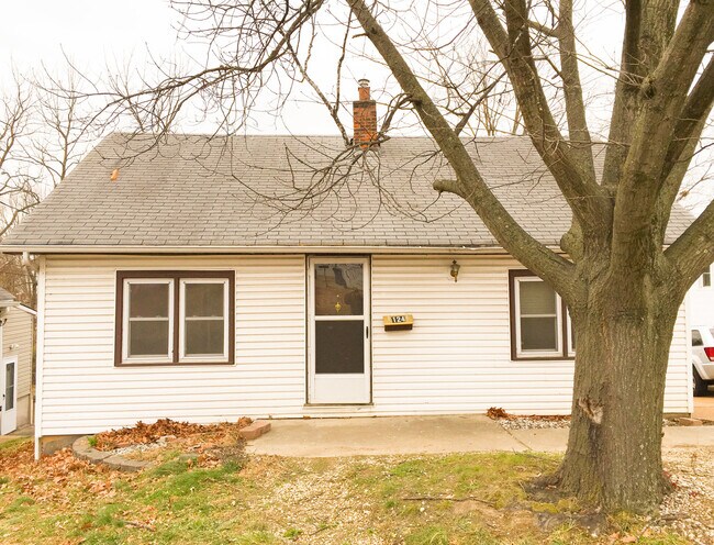 Building Photo - Fully remodeled 2bed/1bath home!