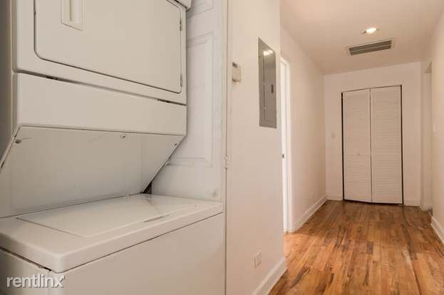 Building Photo - 2 br, 2 bath Condo - 3806 W Washington St ...