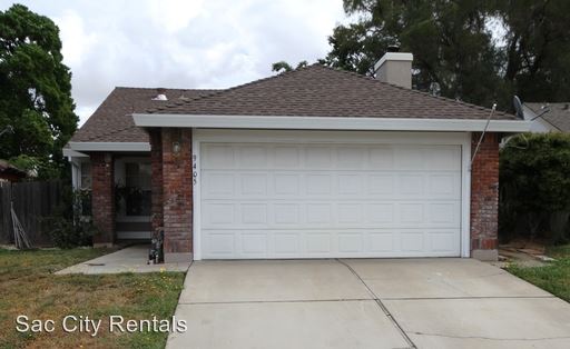 Building Photo - 9405 Soaring Oaks Dr