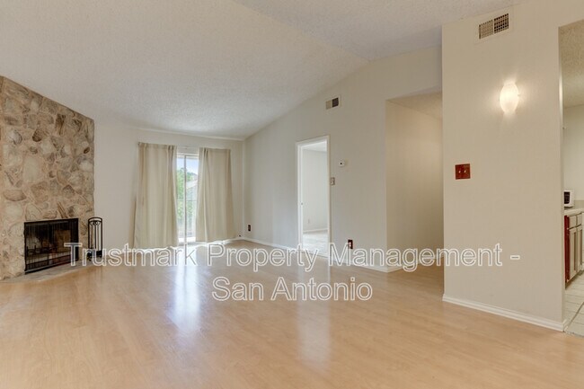 Building Photo - 4119 Castlewood
