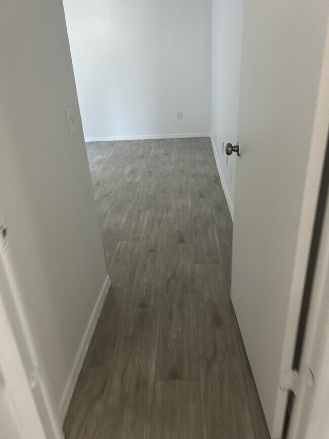 Foto del edificio - 1525 Marydale Ave