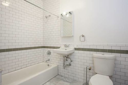 Foto del edificio - 4223 7th Ave