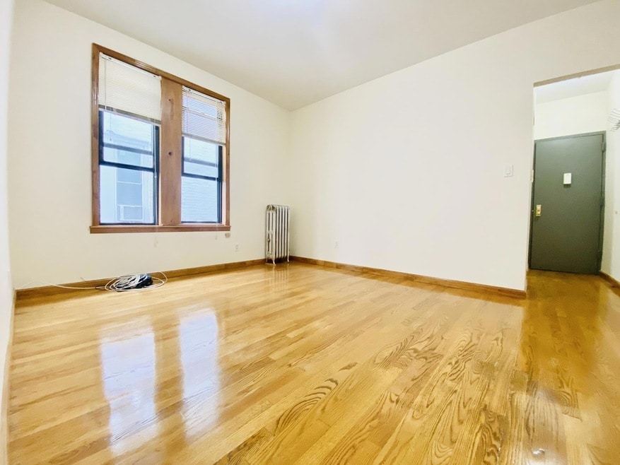 Primary Photo - 9902 3rd Ave