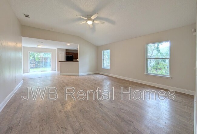 Foto del edificio - 1209 Mull St