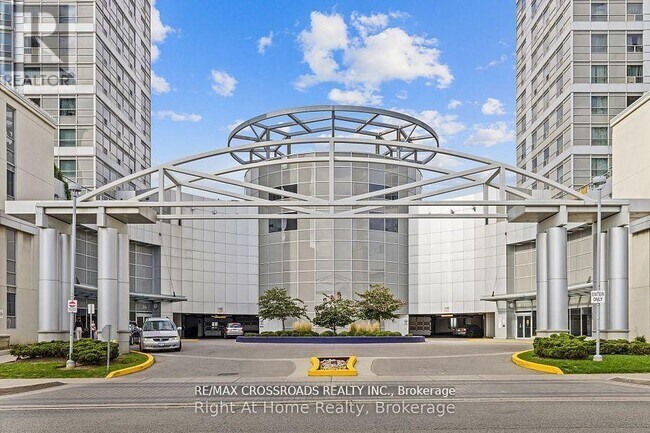 Photo du bâtiment - 38 Lee Centre Dr