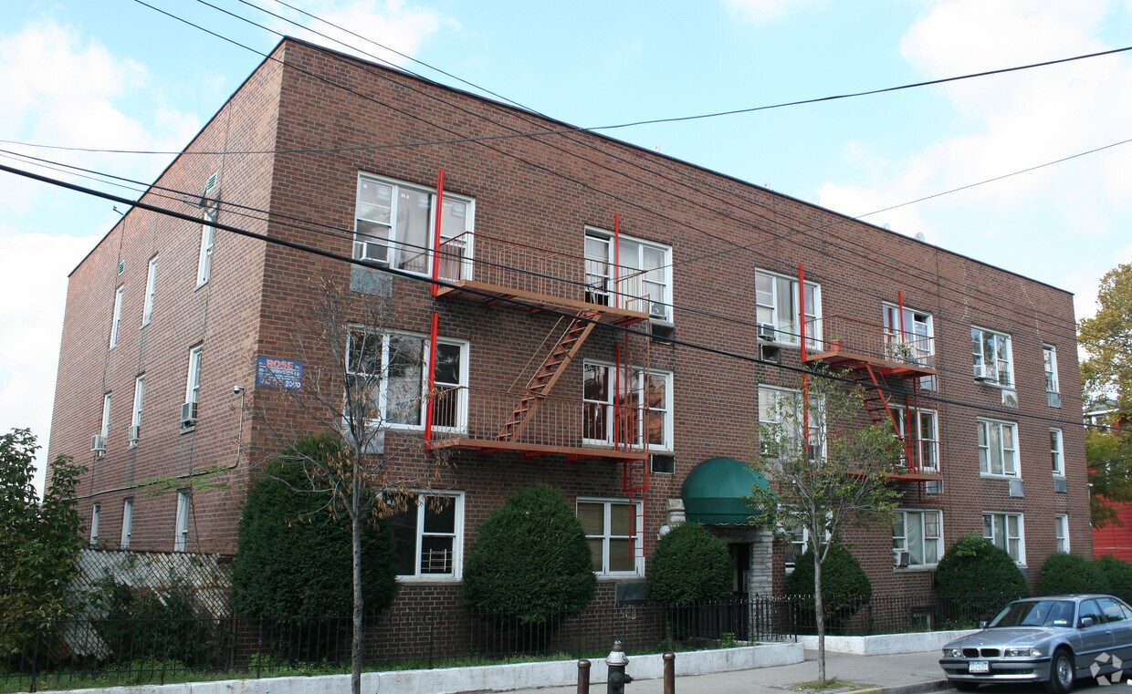 Foto del edificio - 4067 Lowerre Pl