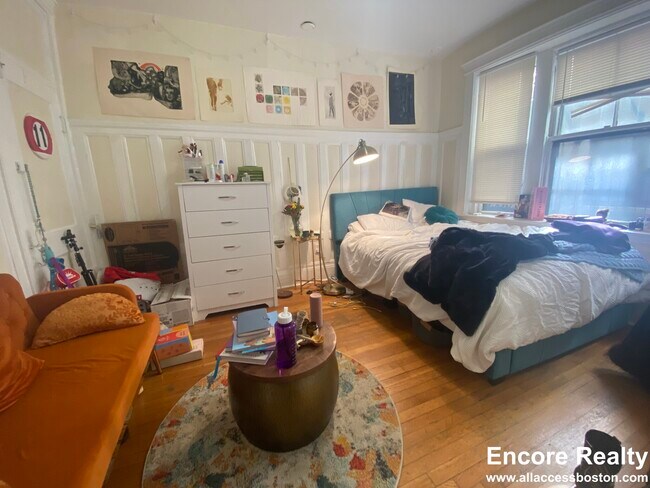 Foto del edificio - 447 Park Dr