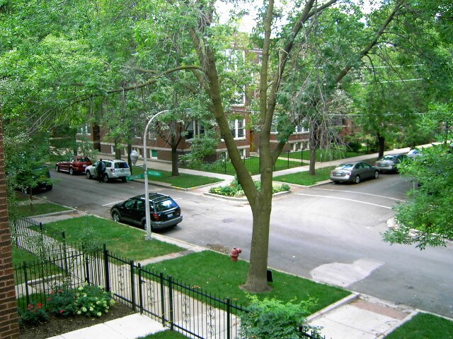 Building Photo - 4735 N Washtenaw Ave