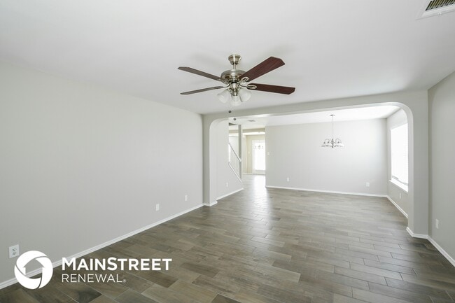 Building Photo - 9011 Walnut Springs