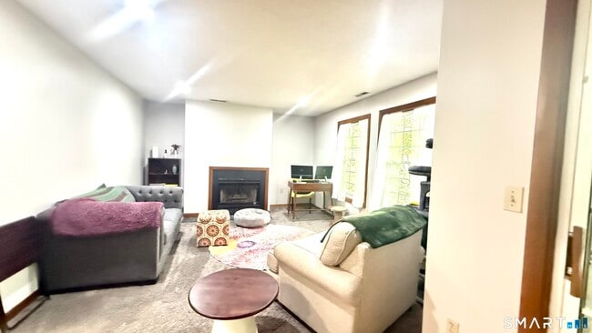 Building Photo - 109 Misty Meadow Ln