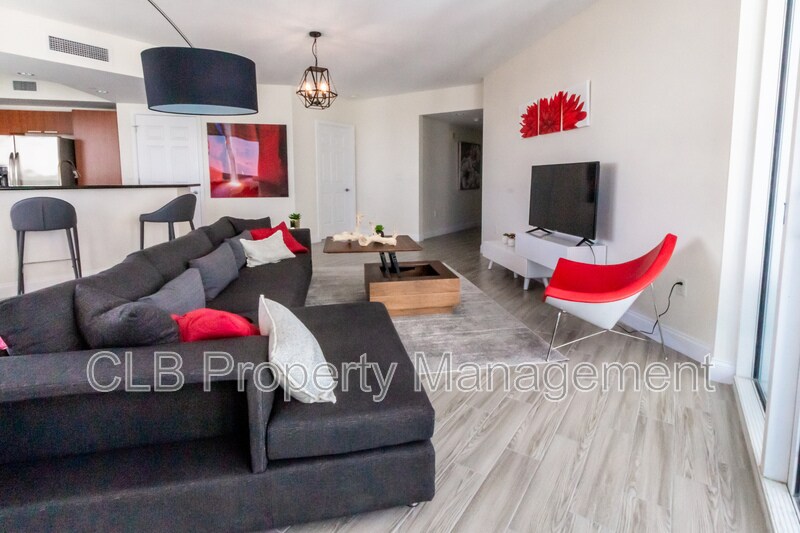 Photo - 241 Riverside Dr