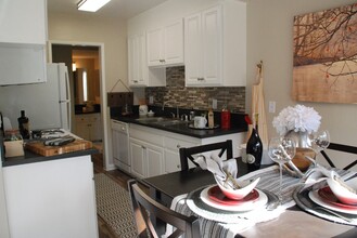 Monte Vista Apartment Homes photo'