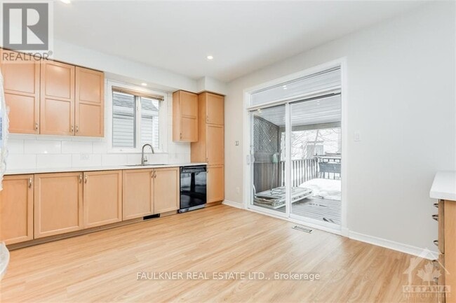 Building Photo - 66 Craighall Cir